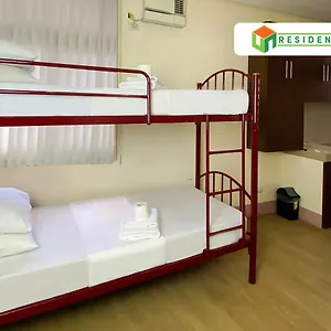 Un Residences Hostel